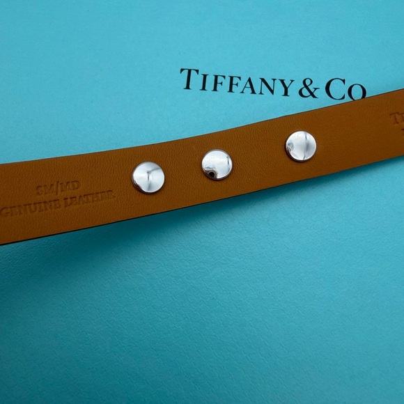 Tiffany & Co. Black New Narrow black Leather Bracelet in S/M sterling silver - Picture 10 of 11